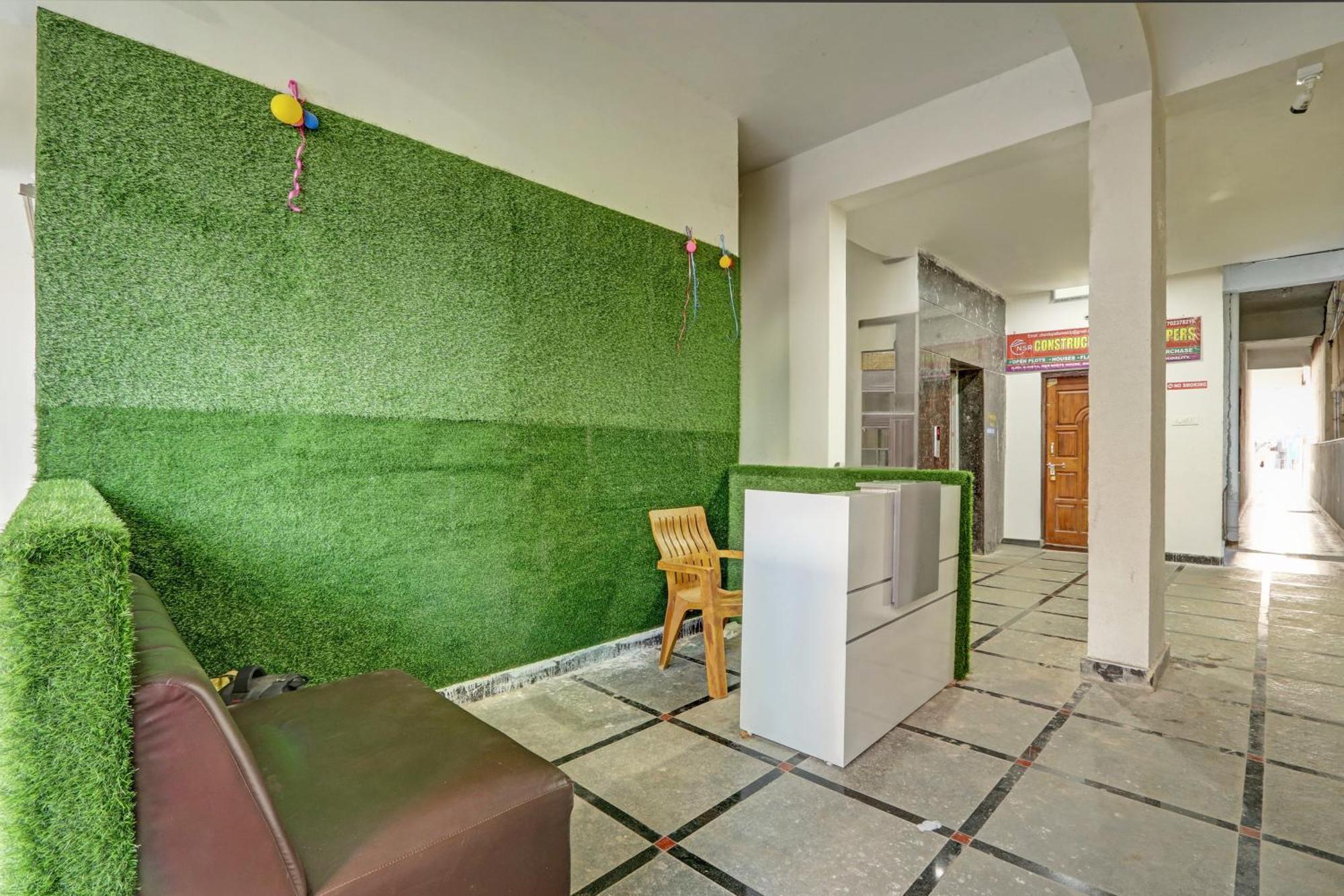 Hotel O Outer Inn Hyderabad Exterior foto