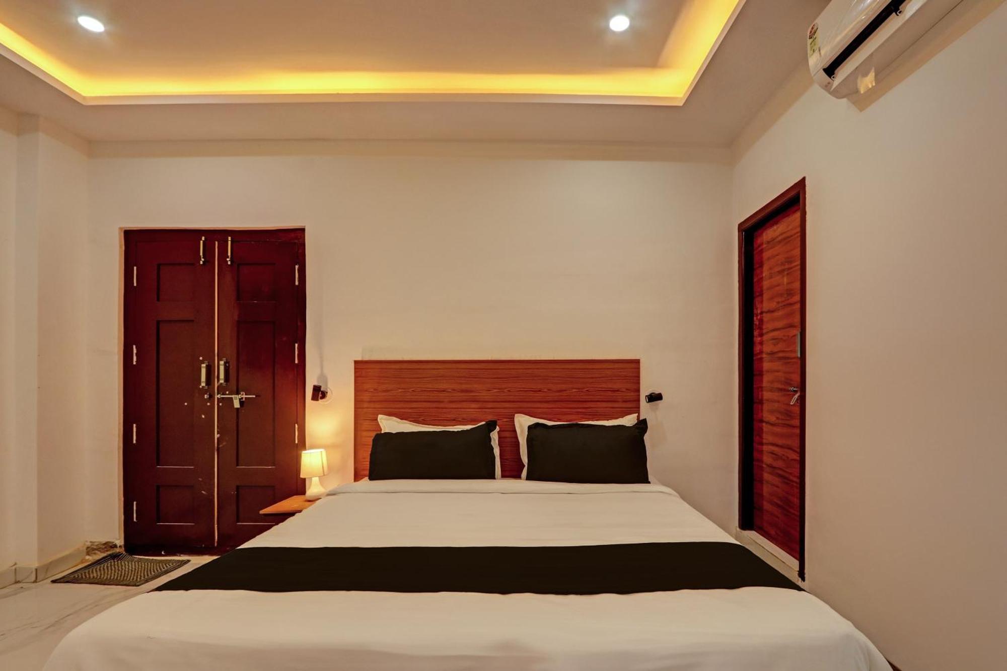 Hotel O Outer Inn Hyderabad Exterior foto